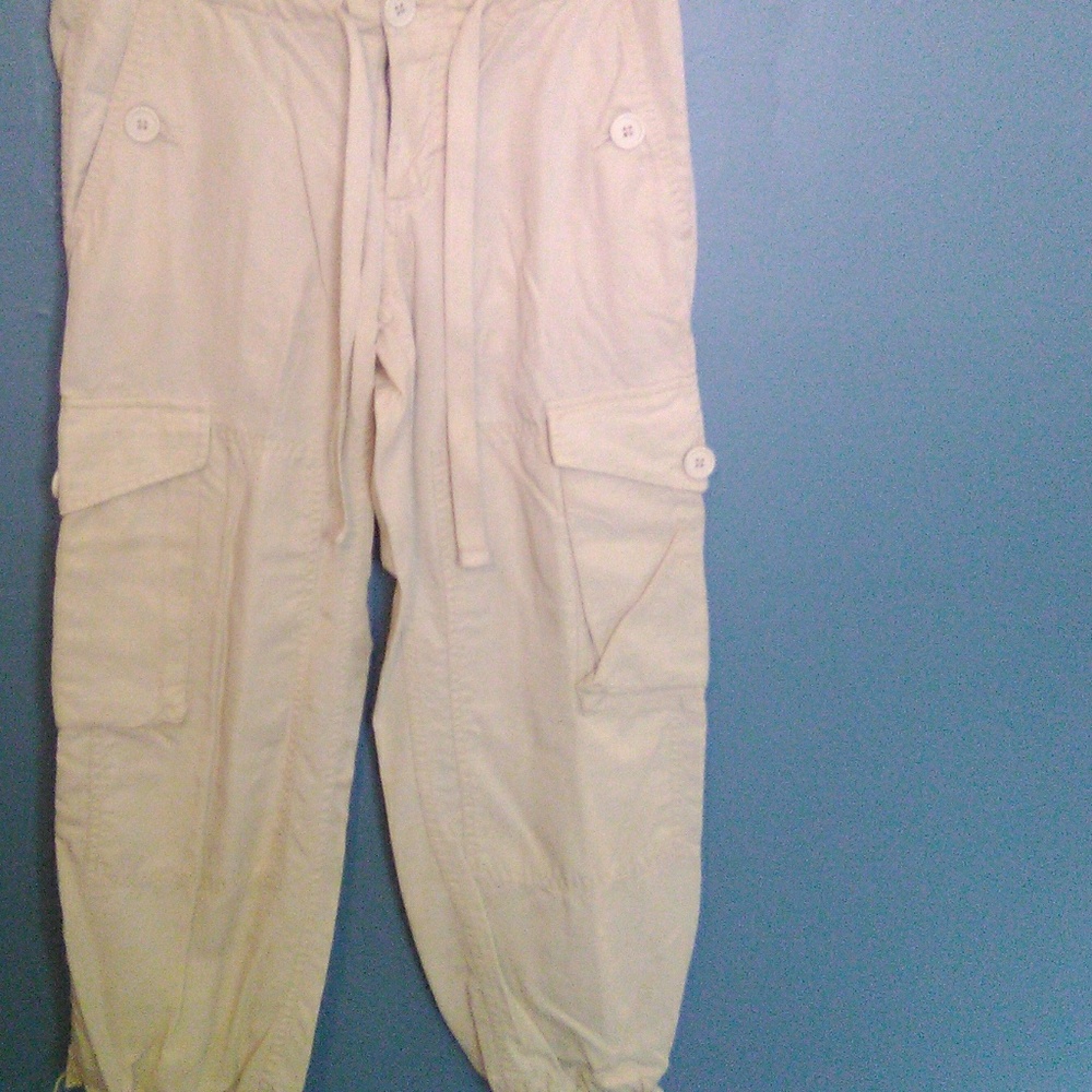 Gap loose fit capris